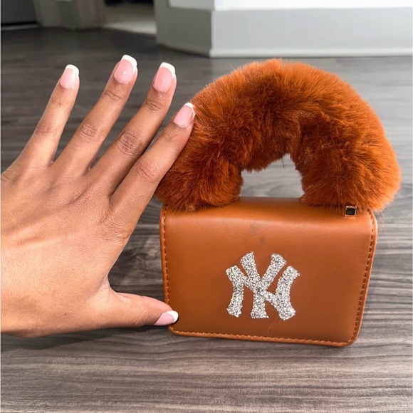 Orange Faux Fur Handle Bag with NY Logo - Picture 2 of 9
